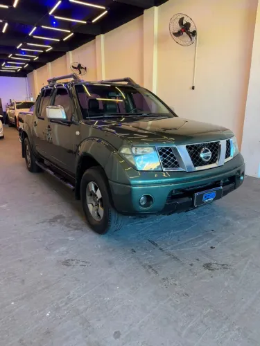 Nissan Frontier LE CD 4X4 2.5 TB Diesel Aut. 2010