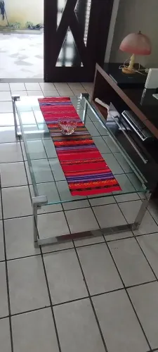 Mesa de inox com tampo de vidro