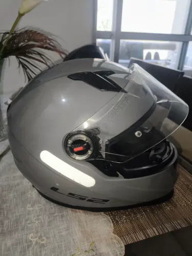 Capacete Ls2