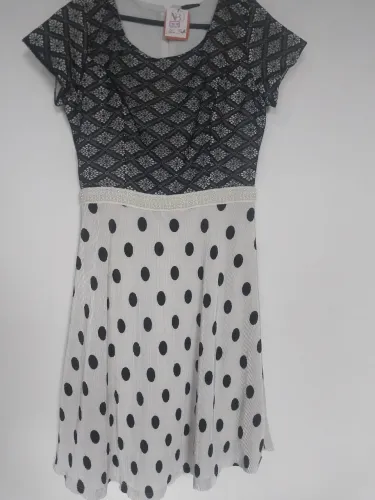 Vestido estiloso T:38,40 V:30