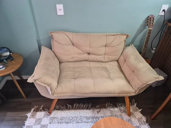Sofá - R$50,00 - 140cm de largura