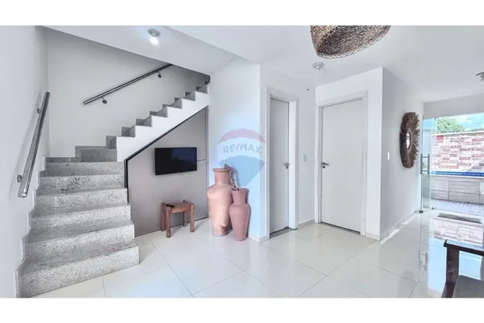 Duplex Mobiliado com Piscina Privativa | 3 Quartos | 300m da Praia do Mutá | Porto Seguro