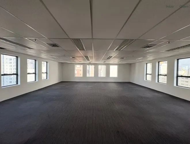 Conjunto comercial 120m² para locação em Pinheiros