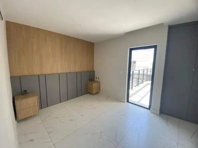 Casa duplex em Condomínio Fechado no Bairro Morros para Locação