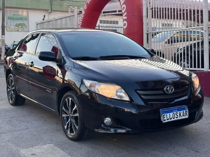 Toyota Corolla GLI 1.8 Flex 16V Aut. 2011