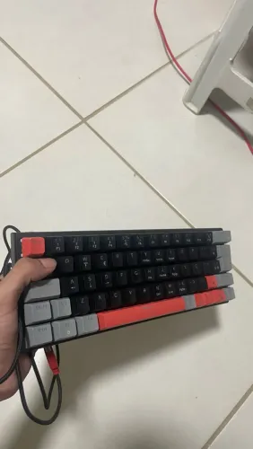 Teclado mecânico 60%