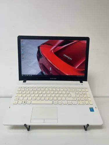 Notebook Samsung I5 5ª geração 8GB 500HD ENTREGO