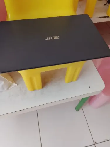 Vendo notebook semi novo 