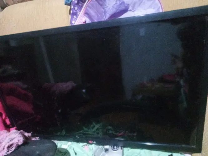 Televisão com defeito LG não tem fio pra tomada