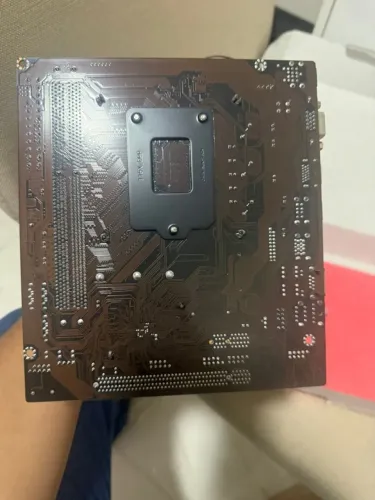 Placa mãe4g gamer com processador Intel i7 4º geração, cooler ja vem, 2 pentes de 4gb