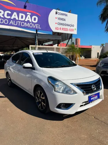 Nissan Versa SL 1.6 16V Flexstart 4P Aut. 2017