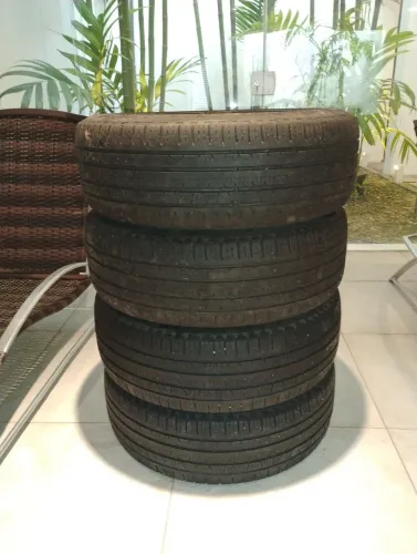 Pneu Pirelli Scorpion Verde 215-60-17