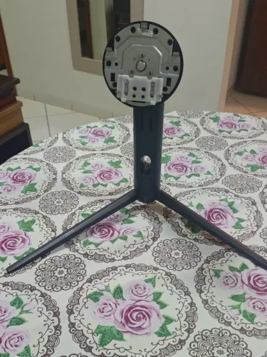 Suporte para monitor msi