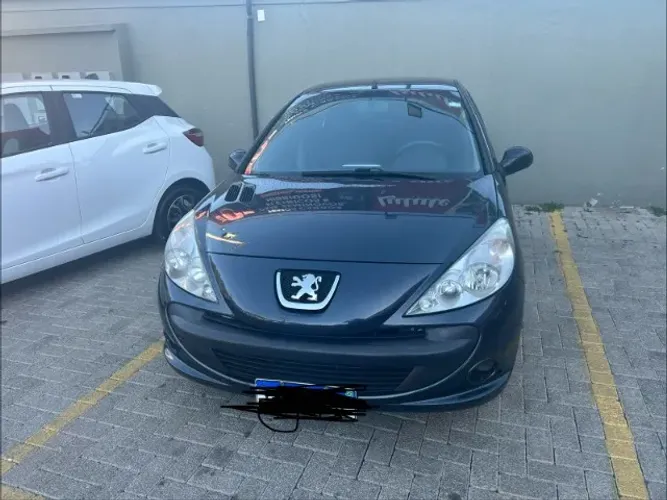 Peugeot 207 XR 1.4 Flex 8V 3P 2012