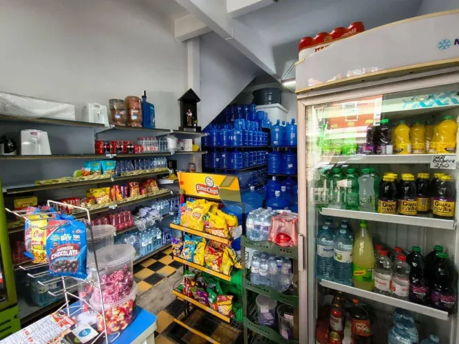 Ótimo ponto Comercial localizado no Bairro do Embaré em Santos (SP) por R$.110.000,00 !