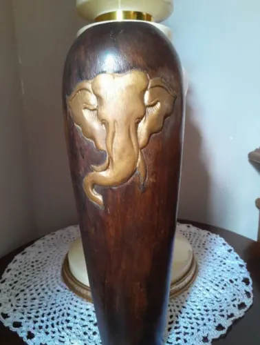 vaso escultura em madeira nobre .entalhe artesanal elefante de bali.