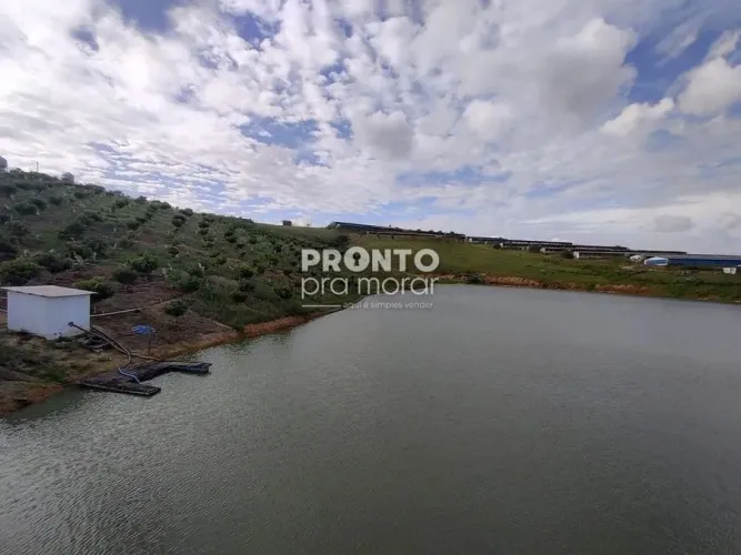 Fazenda/Sítios/Chácaras com 4 quartos em Alto José Leal