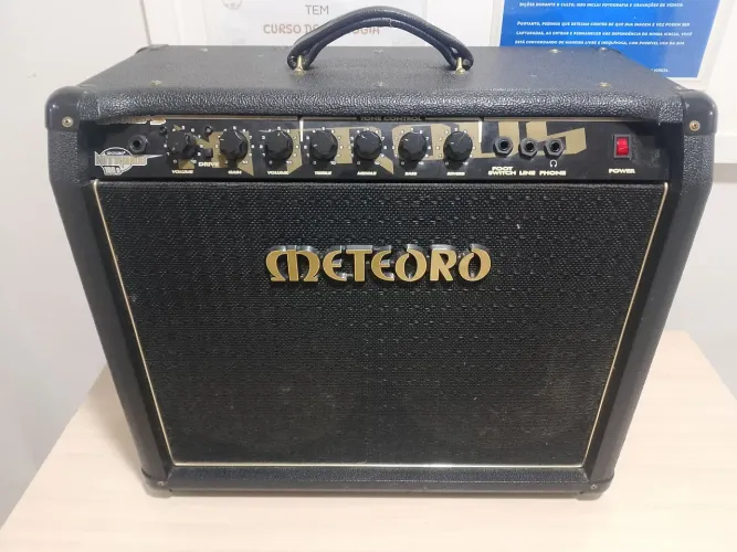 Amplificador Meteoro Nitrous GS210