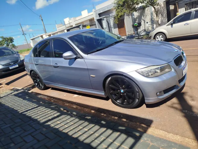 BMW 320I A 2011