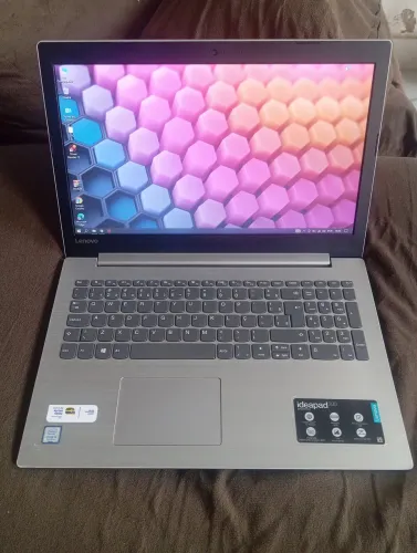 Notebook Lenovo core i3-7020U, 4gb de ram ddr4, tela de 15.6" polegadas, Windows 10