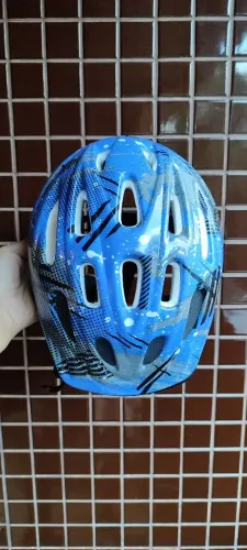 Capacete infantil Elleven com regulagem Bike/ Skate/ Patins/ Patinete/ Bicicleta