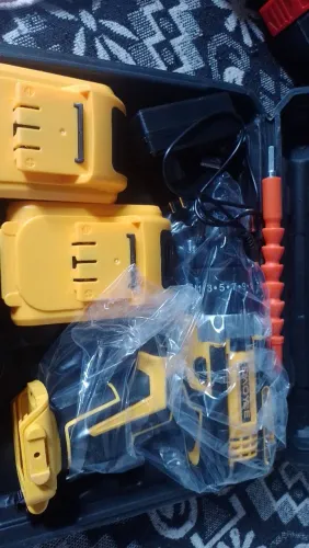 Vendo furadeira, parafusadeira martelete 48v não faço entrega