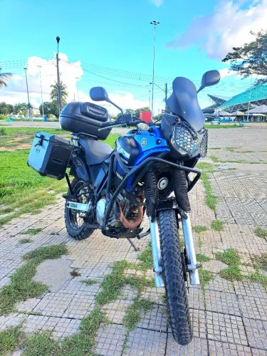 Vendo tenere 250cc 
