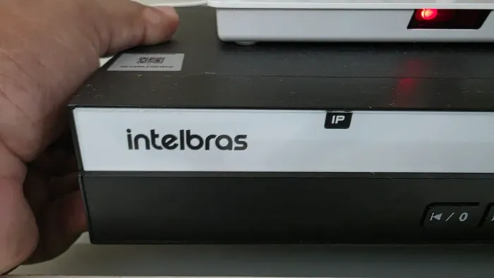 NVR Intelbras 3332 - Suporte a Câmeras 4K - Ótimo Estado