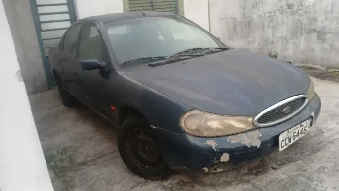 Ford Mondeo CLX 2.0i 4P MEC 1998