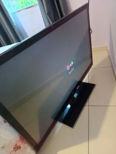 TV LG 47" LED Full HD - Modelo 47SL90QD