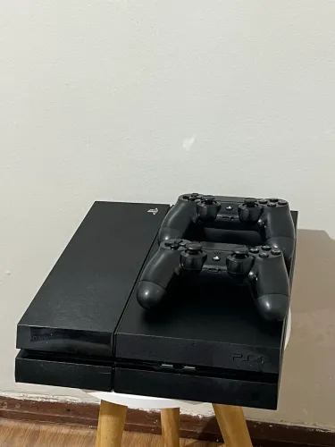 Ps4 500Gb | 2 Controles originais + Gta V