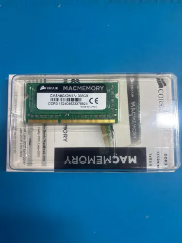 Memória Corsair 8GB 1333MHz DDR3 C9 para Macbook CMSA16GX3M2A1333C9