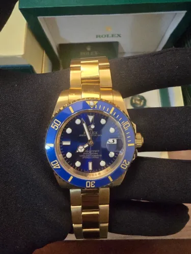 Rolex Submariner Date 41mm automático ?Gold Bluesy? dourado com azul