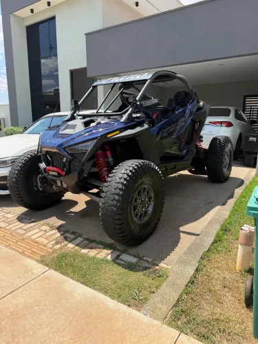 UTV Polaris Pro R
