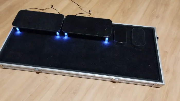 Pedalboard Case Pedais Guitarra Grande Largo Alto Elevadores Modulares e Leds