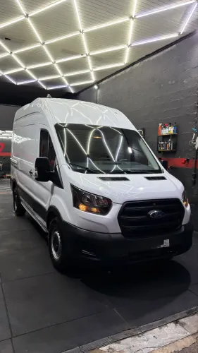 Ford Transit Furgão 2.0 Curto Turbo Diesel 2023