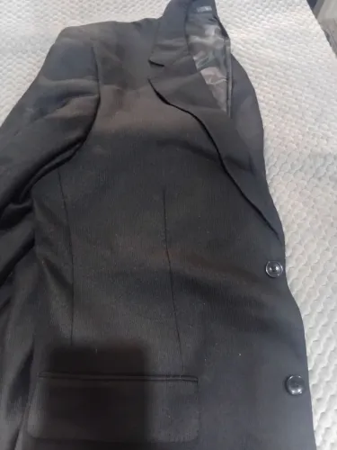3 blazer tamanho 56 por 100 reais 
