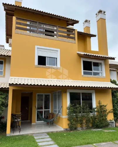 Casa em condomínio fechado para alugar na Cachoeira do Bom Jesus, Florianópolis