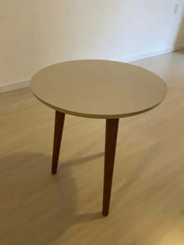 Mesa de cabeceira