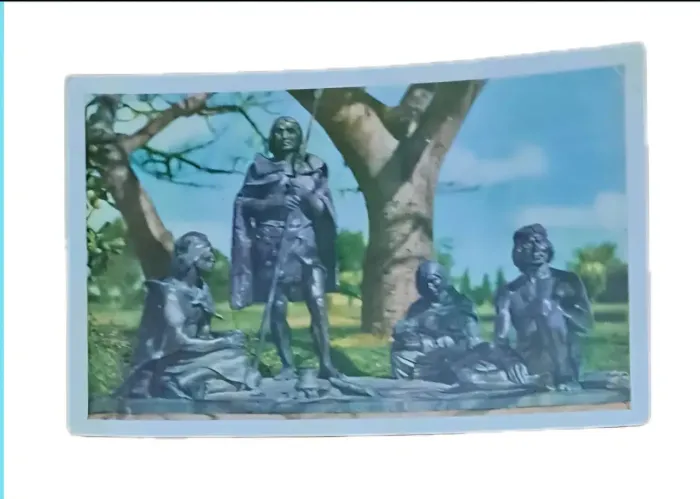 Foto antiga "Monumento A Los Índios Charruas" Montevideo - Uruguai Tarjeta Postal 9cm x 14