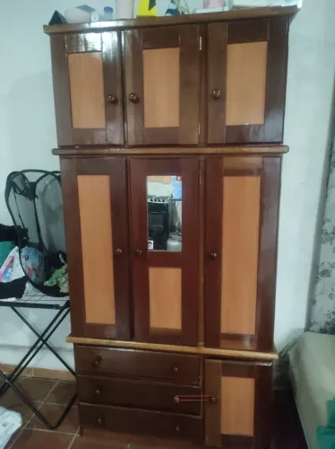 Guarda roupa de angelim