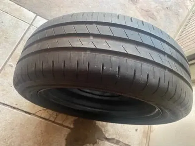 Estepe (Roda com Pneu) Goodyear Efficientgrip 195/55/16 semi novo .