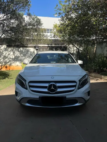 Mercedes-Benz GLA 200 Adv. 1.6/1.6 TB 16V Flex Aut. 2015