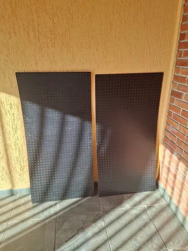 Kit com 2 placas eucatex perfuradas, cor preta. 1,20 x 0,60 m cada.Novas
