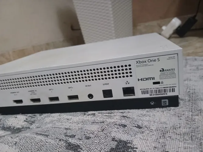 Xbox one s, 1tb
