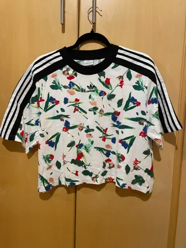Camiseta Cropped Adidas 