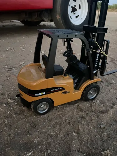 Empilhadeira controle remoto