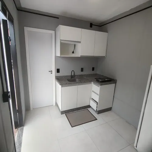 Kitnet Semi Mobiliada para Aluguel - Ótima Localização!