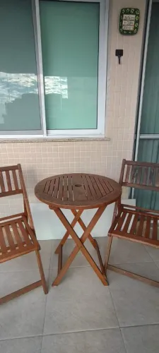 Conjunto mesa e cadeiras varanda