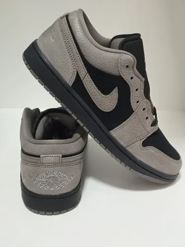 Jordan 1 Low sz 43.5